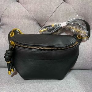 Black purse